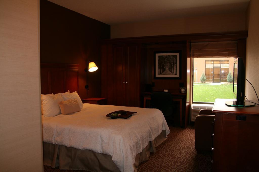 Mcknight Hotel Pittsburgh Szoba fotó